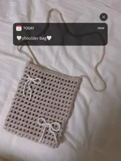 ハンドメイド 編み物 ショルダーバッグ ベージュ スマホポーチ 秋カラー リボン