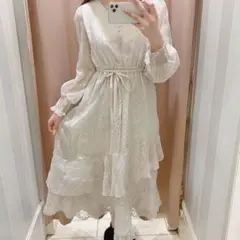 evelyn♡刺繍フリルレースティアードワンピース♡