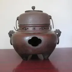 9D22 野々田製電熱器付き織部紅鉢風炉柿合わせ塗小板セット茶釜