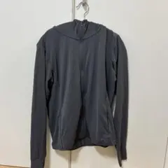 ユニクロ　エアリズムUVカットメッシュパーカー　　M ダークグレー