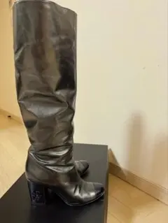 CHANEL ロングブーツ　カメリアヒール　メタリック　シャネルのサムネイル