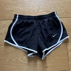 NIKE ショートパンツ　120cm