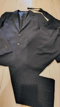 男の子　卒業式　フォーマルスーツ　ネイビー チェック柄150cm　 ネクタイ付き