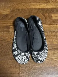 Item thumbnail for item 0a62b2f6-9e11-426d-9cb2-f4a7003faaae