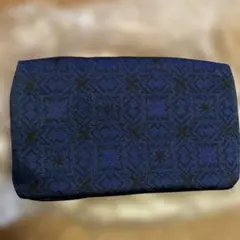 BVLGARIネイビー 幾何学模様 ポーチ