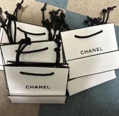 国内正規品 CHANEL シャネル ショッパー 紙袋 中サイズ 100枚 - メルカリ