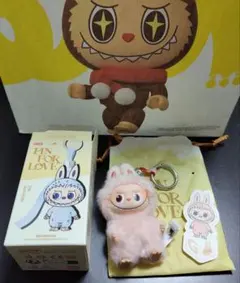 popmart pin for love m