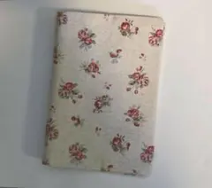 花柄布製ブックカバー　文庫本用
