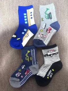 ②キッズ用靴下　男の子　ソックス　クルー丈　15〜20cm 働く車　新幹線