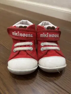 miki HOUSE 赤いスニーカー