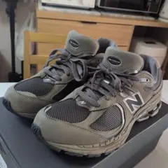 New Balance 2002R グレー