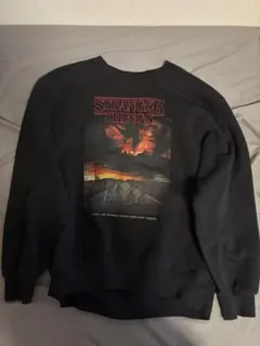 ストレンジャーシングス×GU スウェット