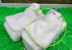 ちいかわ ハチワレ 布団 ティッシュケースのサムネイル