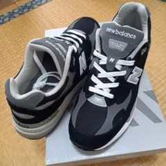 ニューバランス　U992 BK(2025)　美中古商品人気モデル NEW BALANCE U992 BLACK & NAVYが3/21に国内発売予定 | God Meets Fashion