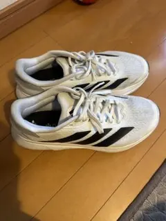 アディダス　ランニングシューズ