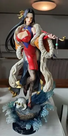 ワンピース 九蛇海賊団 海賊女帝 ボア・ハンコック ガレージキットフィギュアのサムネイル