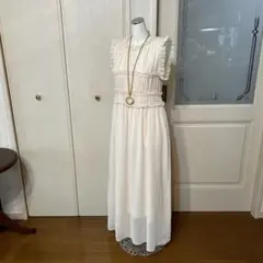 新品未使用 Anewsta フリルノースリーブワンピース