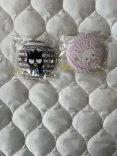 サンリオ　プニプニ缶バッジ　ウィッシュミーメル　バツ丸くんのサムネイル
