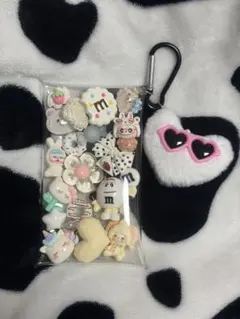 ガチャ詰めポーチ 白