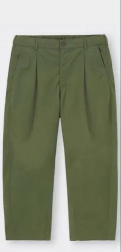 GU カーブタックアンクルパンツ