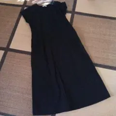 スタディオクリップ　黒ワンピース