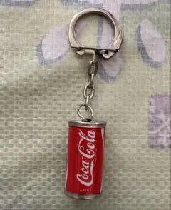 Coca-Cola 缶デザイン キーホルダー 250ml 非売品 レアのサムネイル