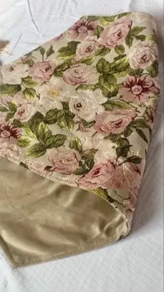 激レア❤️four Grace 刺繍入りテーブルランナー 鳥と花柄 タッセル