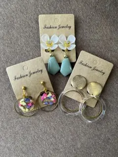 ハンドメイドイヤリング