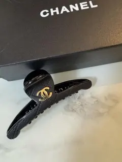 新品⭐️CHANEL ブラック　キルティング　ヘアクリップ　バナナクリップ　希少