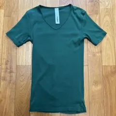 アタッチメントATTACHMENT ＶネックTシャツのサムネイル