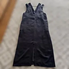 SHIPS ブラックロングスカート Vネック