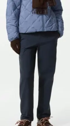 ユニクロ　ウォームストレッチパンツ　L　ネイビー