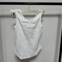 ホワイトリブ編みタンクトップ