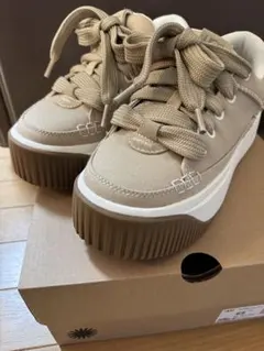 新作UGG EZ-Duzzit Essentialイージーダット エッセンシャル