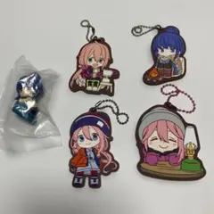 ゆるキャン△ アクリルキーホルダー4個セット+ミニフィギュアのサムネイル