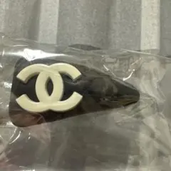 2025年最新】CHANEL ノベルティ ヘアクリップの人気アイテム - メルカリ