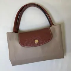 グレージュ ハンドバッグ