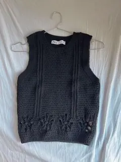 ZARA ノースリーブ　サマーニット