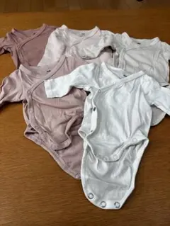 H&M 長袖ボディスーツ 5枚セット　0〜1mouth