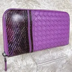Bottega Veneta ボッテガヴェネタ ラウンドジップ 長財布 ￼蛇革