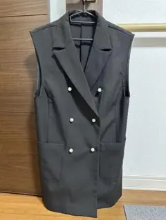 ベスト　ブラック