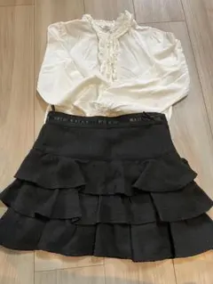 anyFAM フリル付きブラウスとスカートセット 120