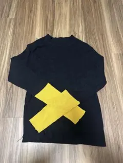 LEPSIM 黒と黄色のリブ編み長袖セーター