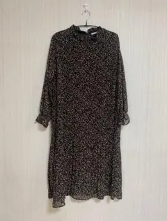 シフォンワンピース　黒／ベージュのサムネイル