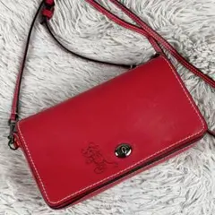 美品 コーチ レザー ショルダーバッグ ミッキー ディズニー ターンロック 赤