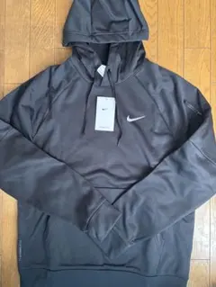 【新品未使用】ナイキ　NIKE パーカー　黒　ブラック　M