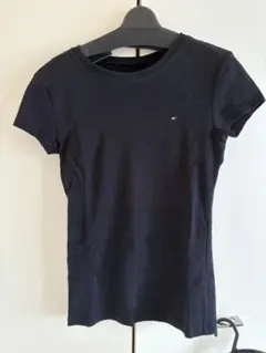 TOMMY HILFIGER 黒 半袖Tシャツ S/P