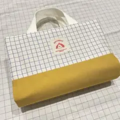 レビューブックカバー　看護学生　ハンドメイド　チェック　イエロー　わんこ　190