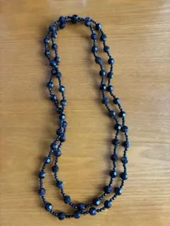 ブラックビーズロングネックレス
