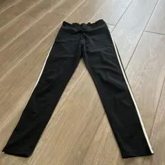 UNIQLO ブラック スリムパンツ 160